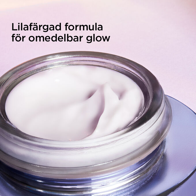 Nutri-Lumière Revive olja med lilafärgad formula för omedelbar glow